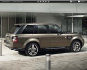 Land Rover Range Rover Sport Catalogue Brochure, 2013 page 33